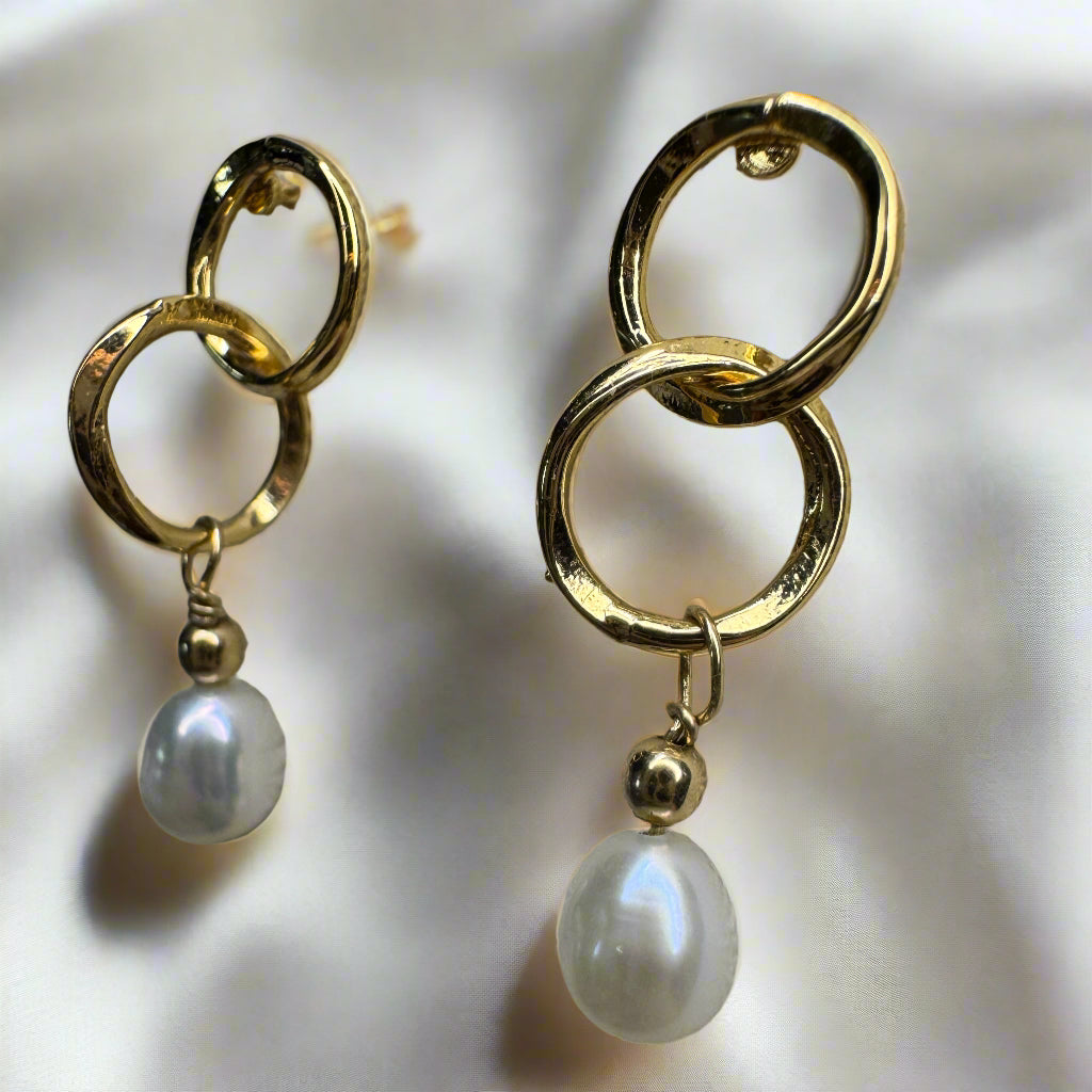 Freshwater Pearl Gold-Filled Double Circles Stud Earrings